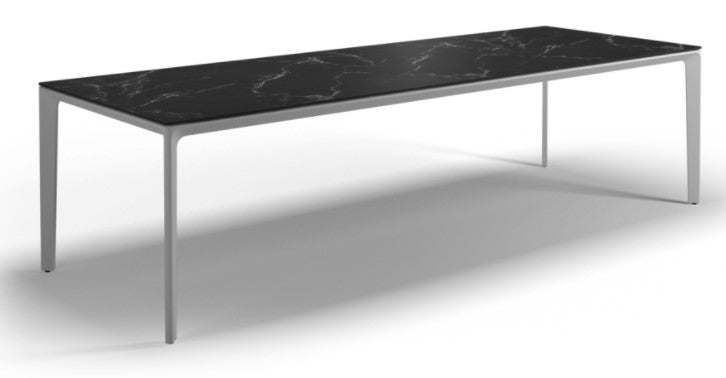 Carver Dining Table - Nero / White